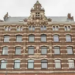 Riverview Studio In Historical Heart Of Antwerp